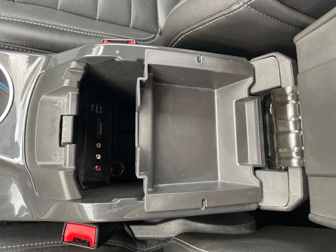 Used 2014 Ford Escape Titanium FWD image 27