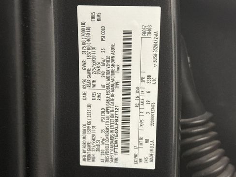 Used 2020 Ford F150 Lariat w/ Equipment Group 502A Luxury AWD/4WD image 25