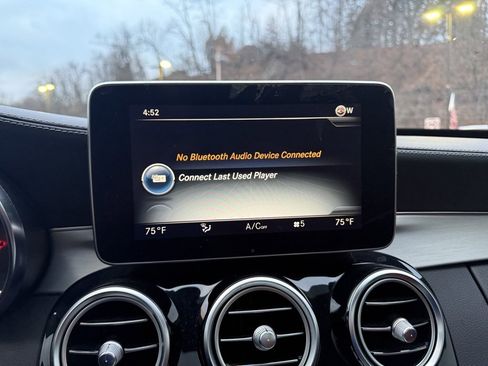 Used 2018 Mercedes-Benz C 300 4MATIC Sedan image 7