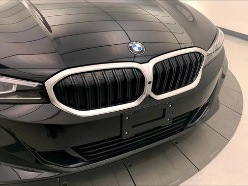 Certified 2025 BMW 330i xDrive Sedan w/ Premium Package AWD/4WD image 29