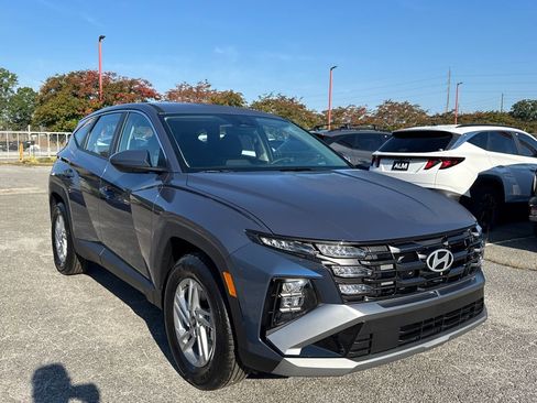 New 2026 Hyundai Tucson SE image 7