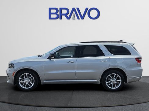 Used 2024 Dodge Durango GT RWD image 2