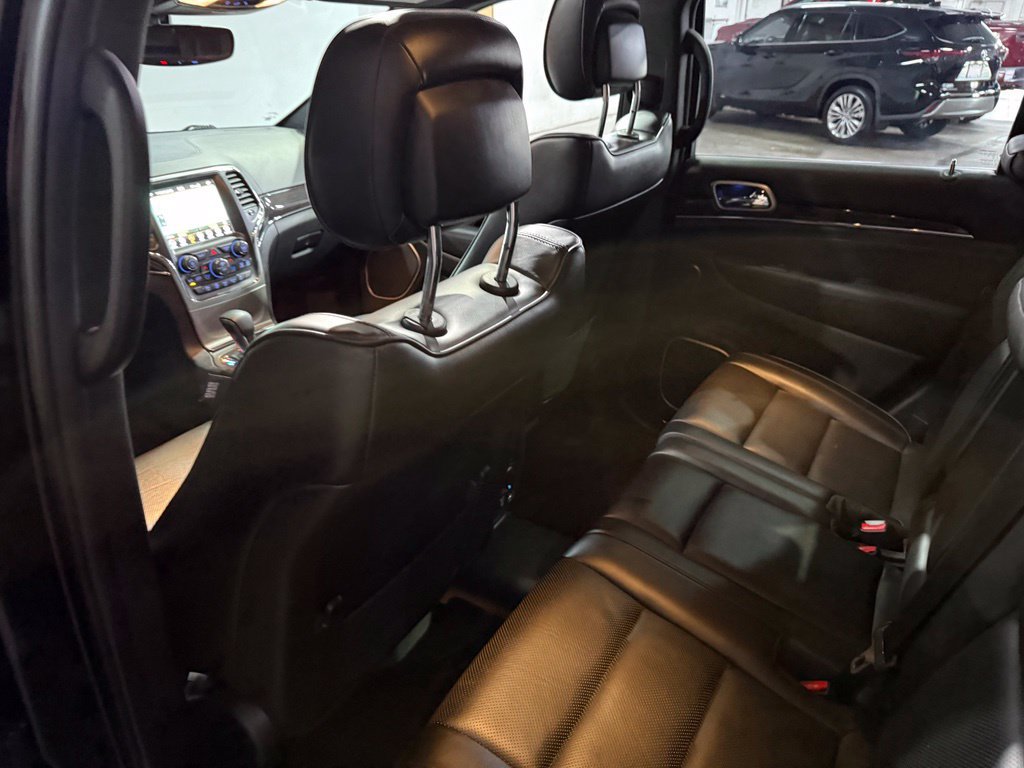 Used 2018 Jeep Grand Cherokee Overland AWD/4WD image 29