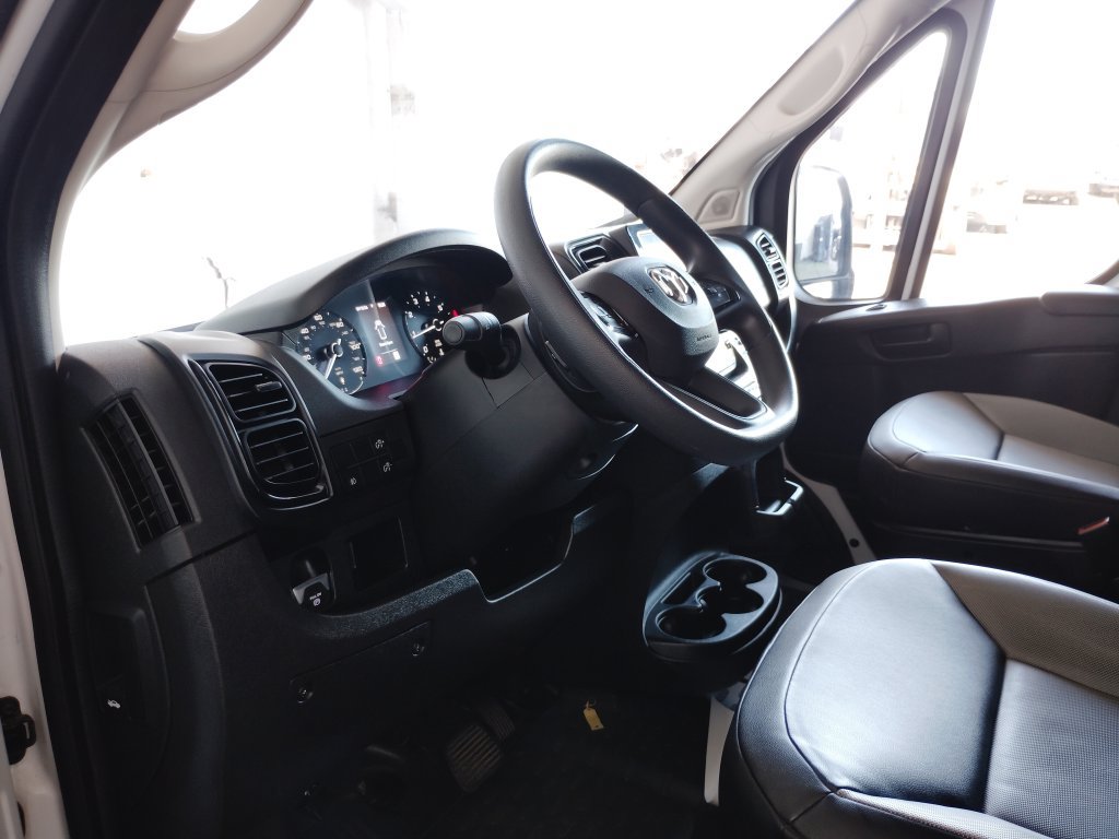 Used 2024 RAM ProMaster 2500 w/ Convenience Group FWD image 24