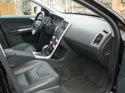 Used 2016 Volvo XC60 T5 Premier image 26