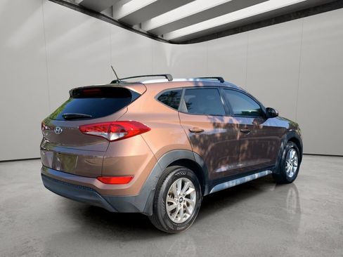 Used 2017 Hyundai Tucson SE w/ SE Popular Package 02 FWD image 5