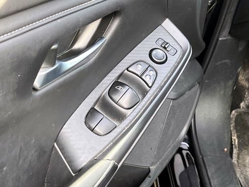 Used 2023 Nissan Sentra SV w/ All-Weather Package FWD image 16