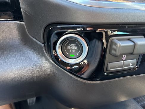 New 2026 GMC Sierra 1500 Elevation image 23