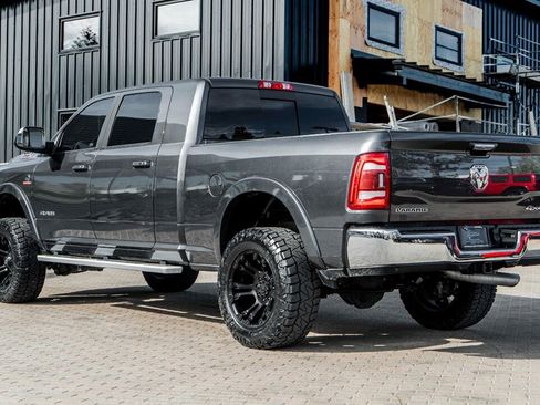 Used 2019 RAM 2500 Laramie AWD/4WD image 2