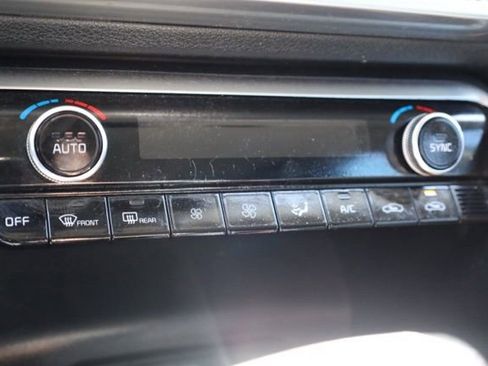 Used 2022 Kia K5 LXS image 28