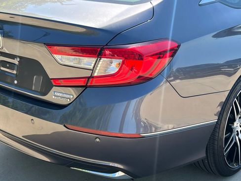 Used 2022 Honda Accord Touring image 14