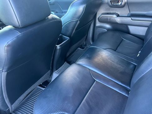 Certified 2023 Toyota Tacoma TRD Off-Road w/ TRD Premium Off Road Package image 15