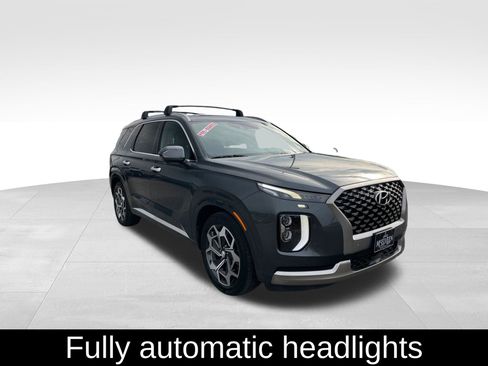 Used 2022 Hyundai Palisade Calligraphy image 3