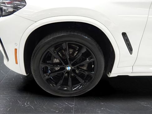 Used 2022 BMW X4 xDrive30i w/ M Sport Package 2 AWD/4WD image 9