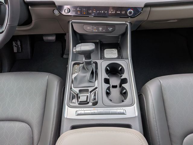 New 2027 Kia Carnival EX FWD image 22