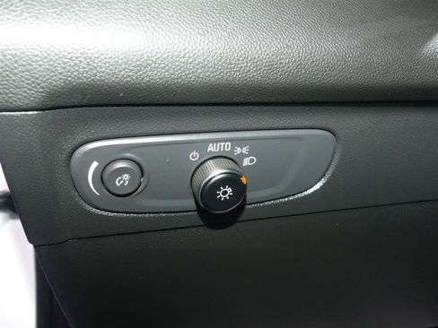 Used 2023 Buick Envision Preferred w/ Sport Touring Package AWD/4WD image 28