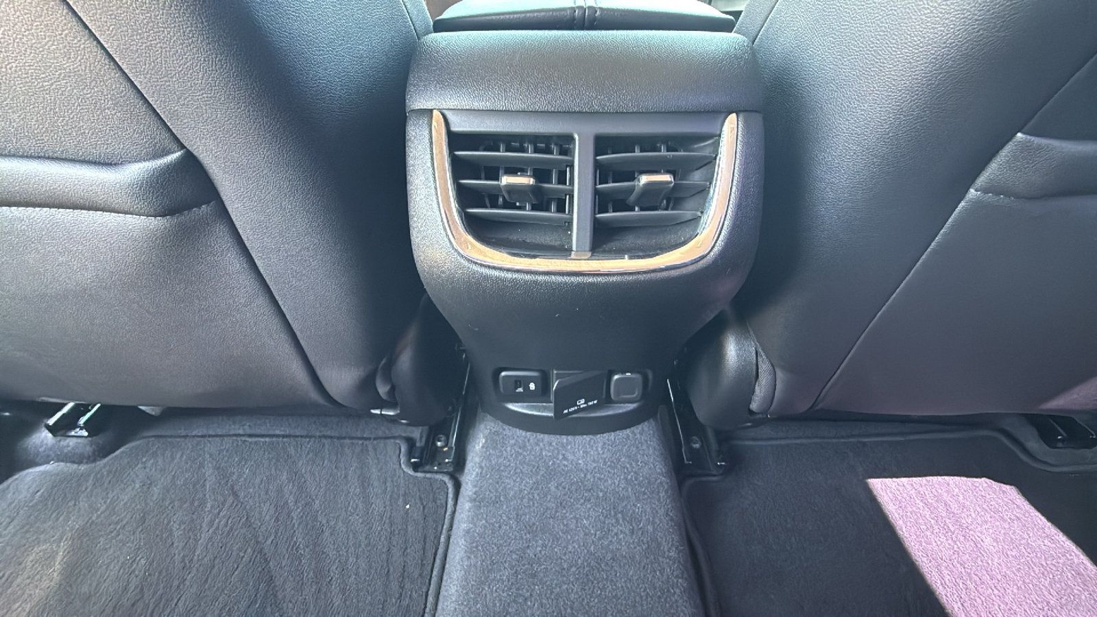 Used 2023 Chevrolet Malibu LT FWD image 18