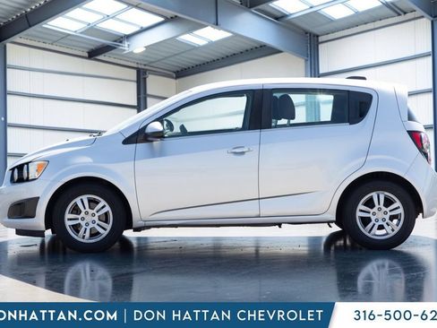 Used 2016 Chevrolet Sonic LT FWD image 3