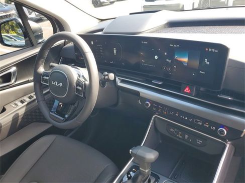 New 2026 Kia Carnival SX Prestige image 8