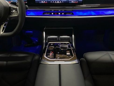 Used 2026 BMW 740i RWD image 15