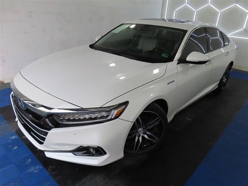 Used 2022 Honda Accord Touring image 5