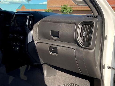 Used 2019 Chevrolet Silverado 1500 Custom w/ Custom Convenience Package image 23