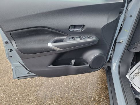 Used 2022 Nissan Kicks SV w/ Interior Electronics Package image 18