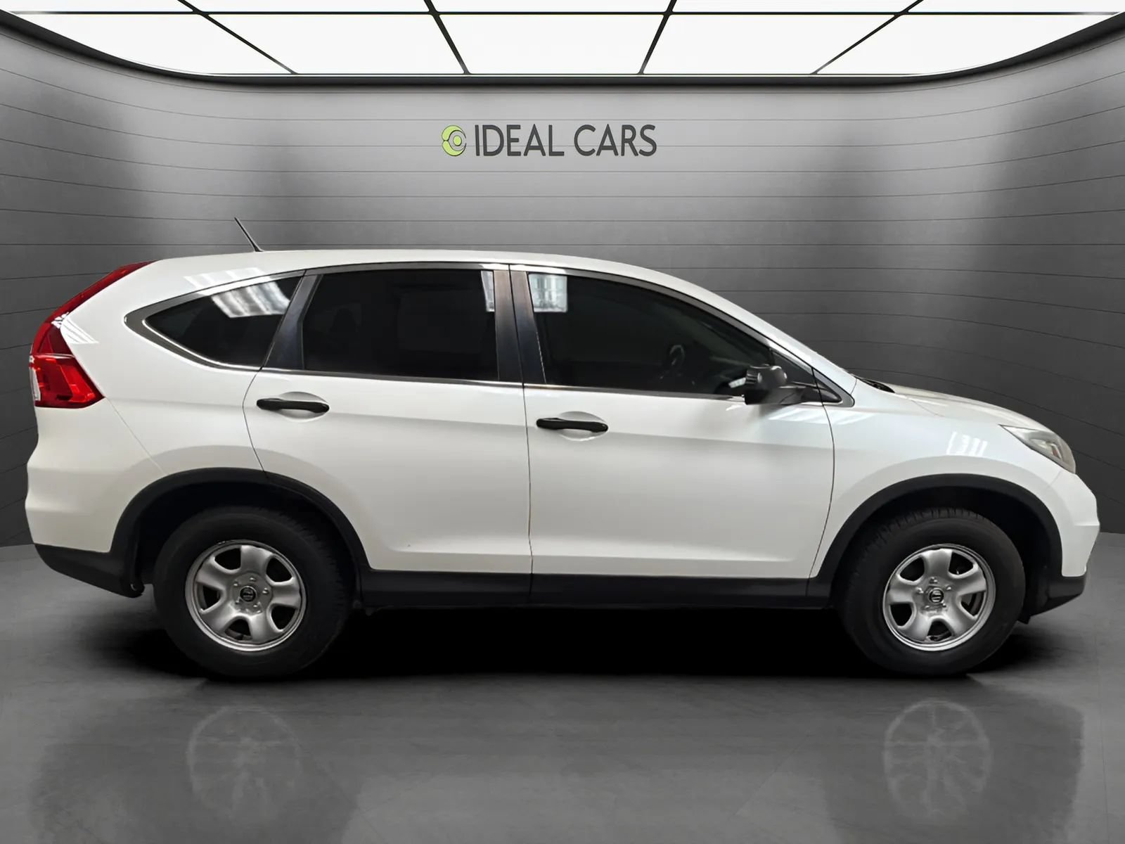 Used 2015 Honda CR-V LX image 4