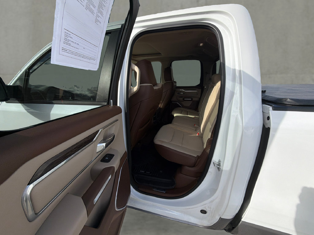 Used 2019 RAM 1500 Laramie AWD/4WD image 12