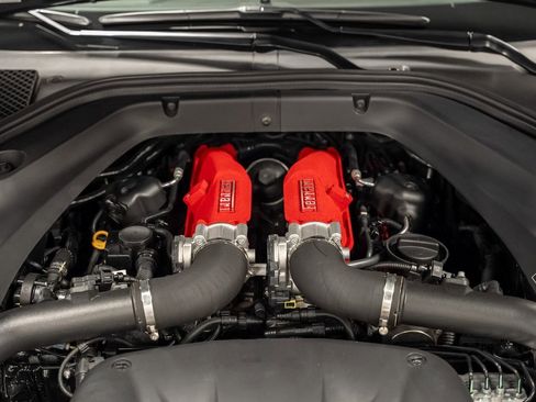 Used 2015 Ferrari California T image 60