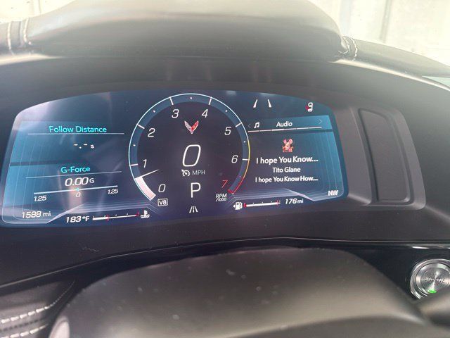 Used 2024 Chevrolet Corvette Stingray Premium Conv w/ Z51 Performance Package RWD image 4