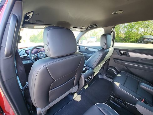 New 2026 Buick Enclave Preferred w/ Power Package image 28