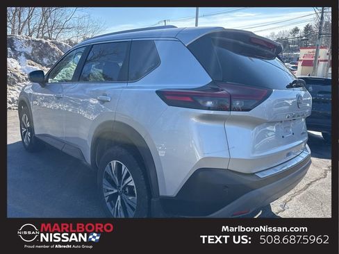 Certified 2023 Nissan Rogue SV w/ SV Premium B Package image 5