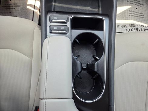 Used 2024 Hyundai Sonata SEL FWD image 33