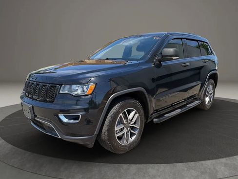 Used 2020 Jeep Grand Cherokee Limited AWD/4WD image 1