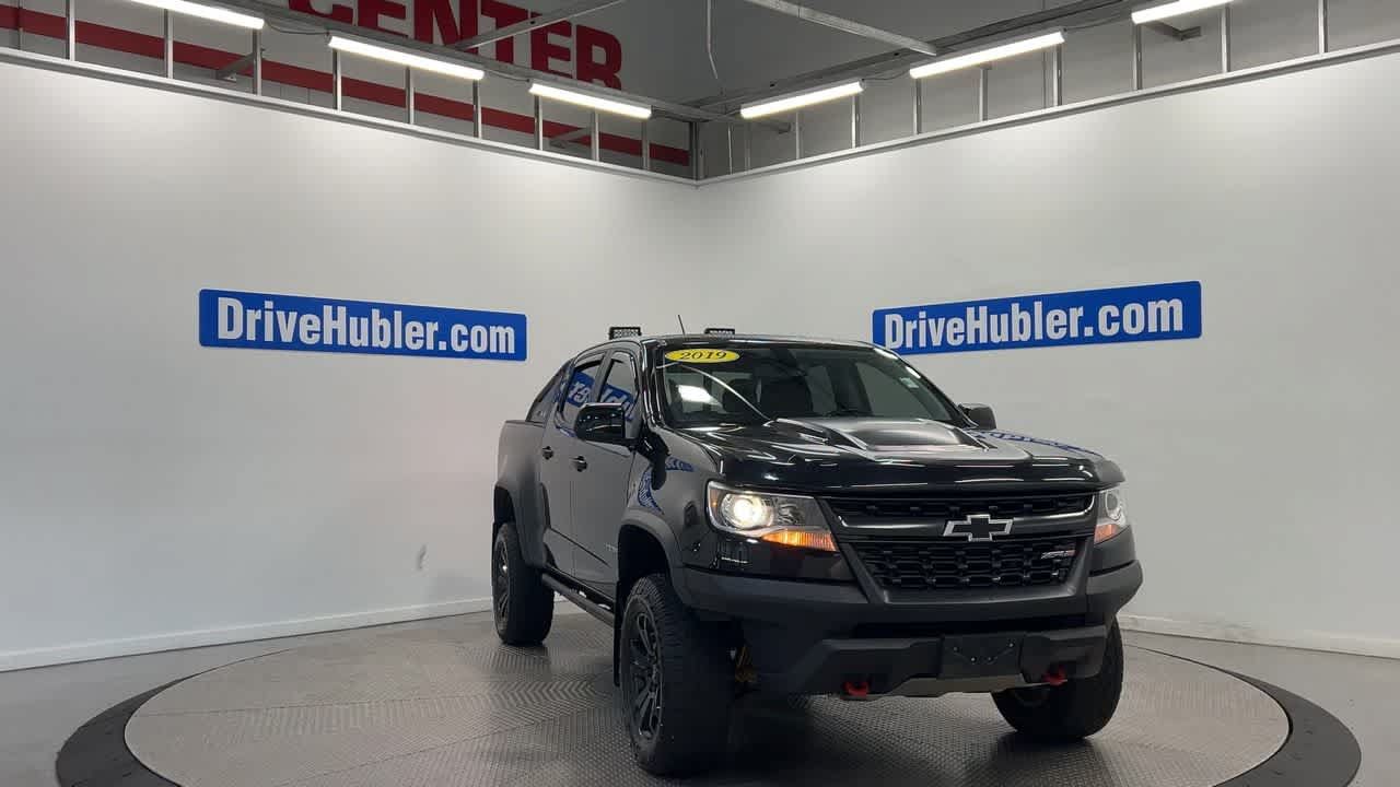 Used 2019 Chevrolet Colorado ZR2 w/ ZR2 Midnight Special Edition AWD/4WD image 5