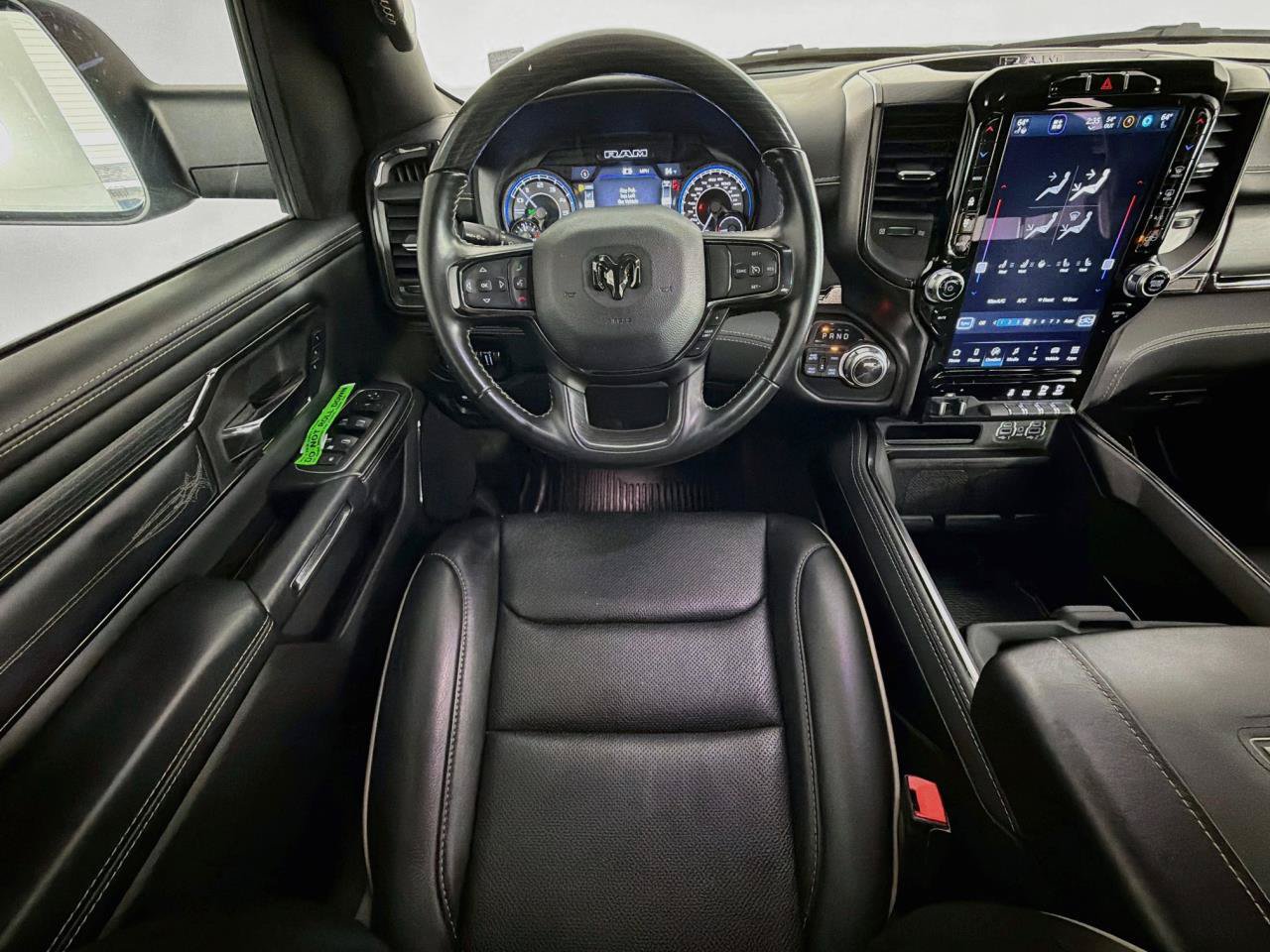 Used 2022 RAM 1500 Limited w/ Body-Colour Bumper Group AWD/4WD image 13
