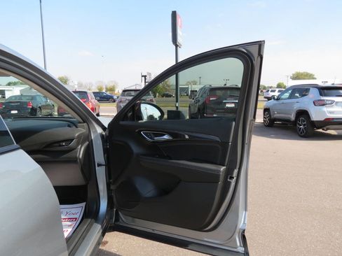 Used 2023 Buick Envision Essence w/ Sport Touring Package image 29