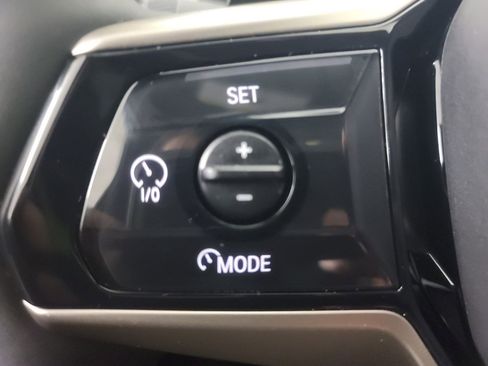 Used 2025 BMW X3 xDrive30i w/ Convenience Package image 10