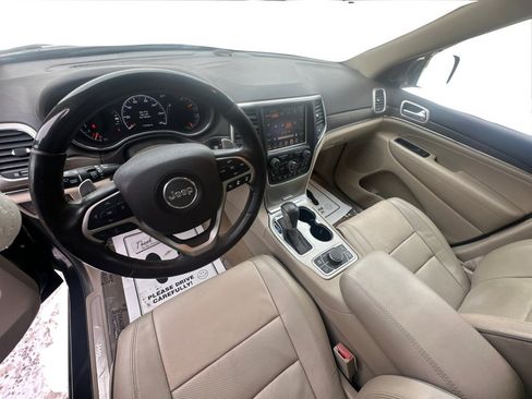 Used 2016 Jeep Grand Cherokee Overland w/ Advanced Technology Group image 32