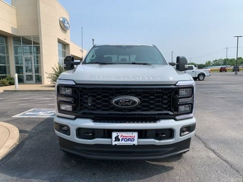 New 2025 Ford F250 Lariat w/ Black Appearance Package image 2