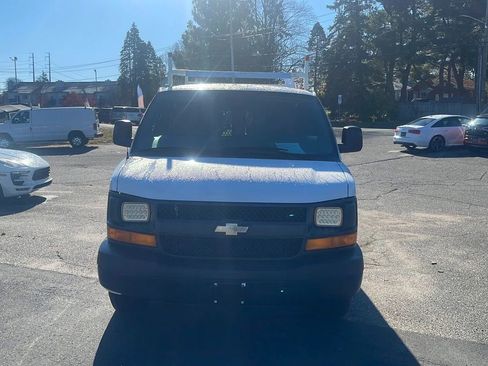 Used 2013 Chevrolet Express 1500 AWD image 8