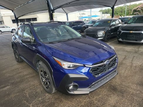Used 2025 Subaru Crosstrek 2.5i Premium AWD/4WD image 2