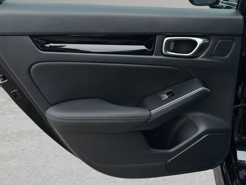 Used 2025 Honda Civic Sport image 13