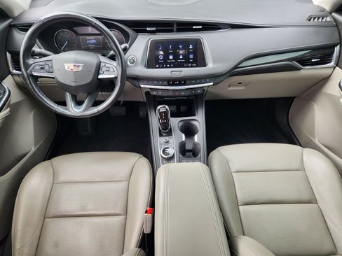 Used 2021 Cadillac XT4 Premium Luxury FWD image 8