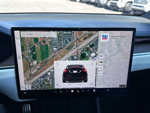 Used 2023 Tesla Model X AWD/4WD image 20