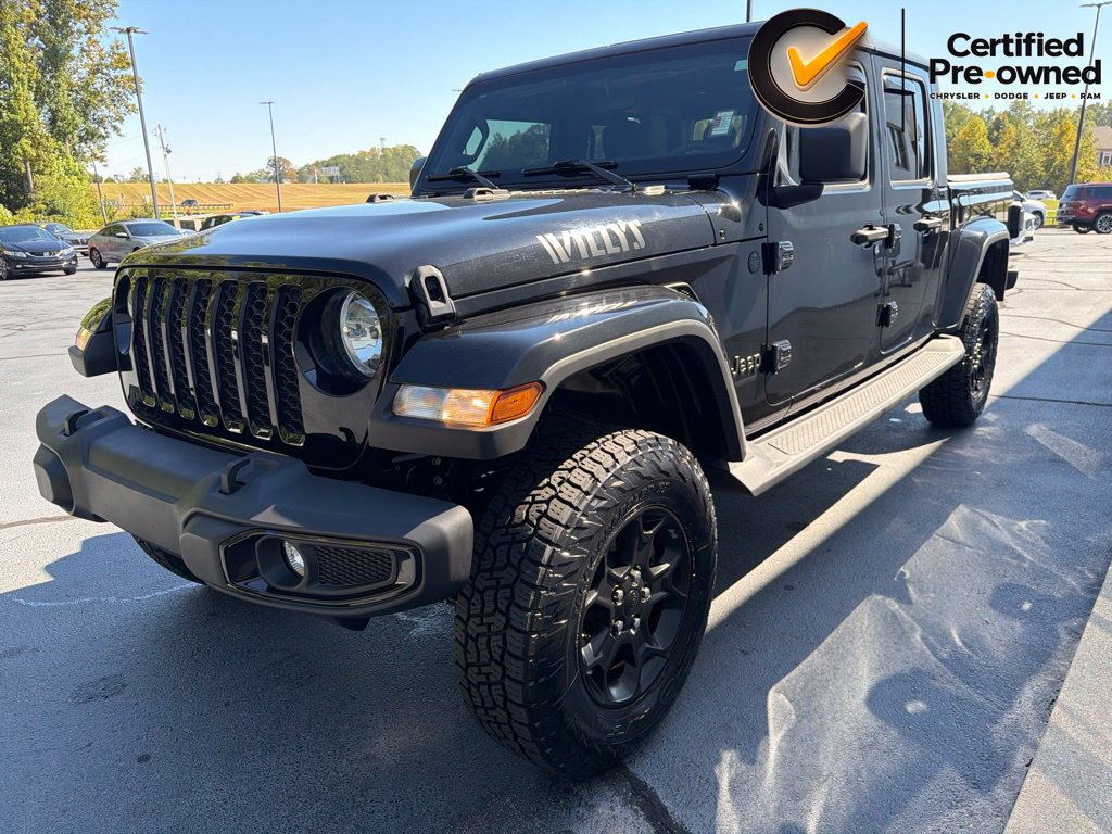 Certified 2023 Jeep Gladiator Sport AWD/4WD image 16