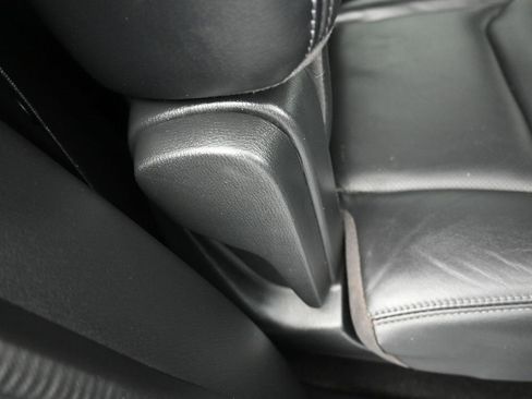 Used 2019 MAZDA CX-9 Touring image 41