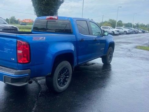 Used 2022 Chevrolet Colorado Z71 AWD/4WD image 5