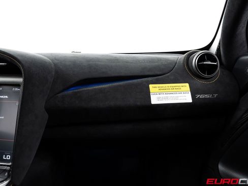 Used 2021 McLaren 765LT RWD image 37